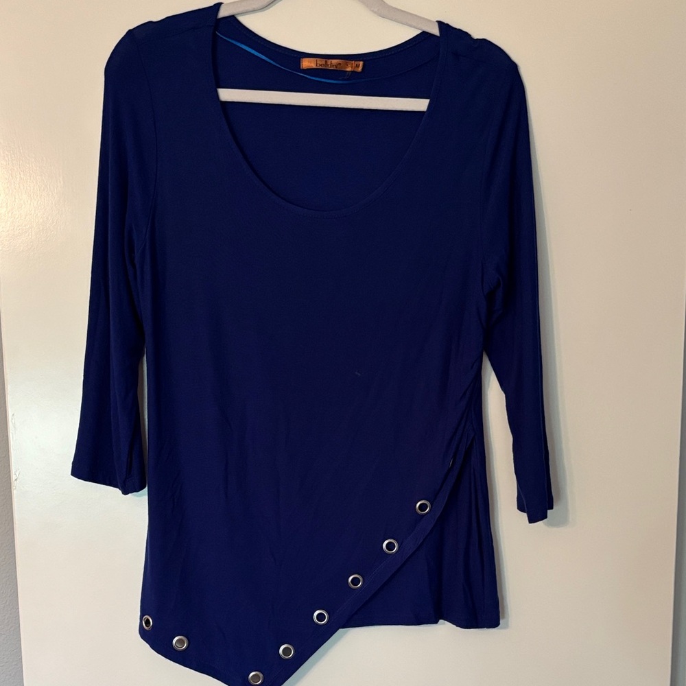 Bellini Blue Top with Grommet Detail, 3/4 Sleeve Asymmetric Hem size M